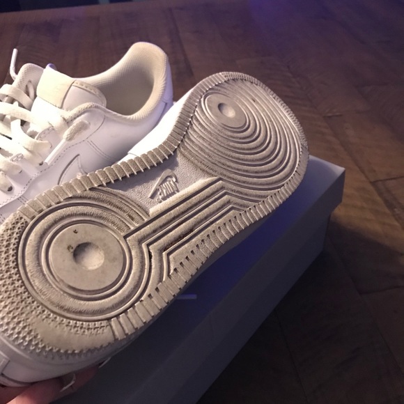 Men’s Nike Air Force 1 - Picture 4 of 5